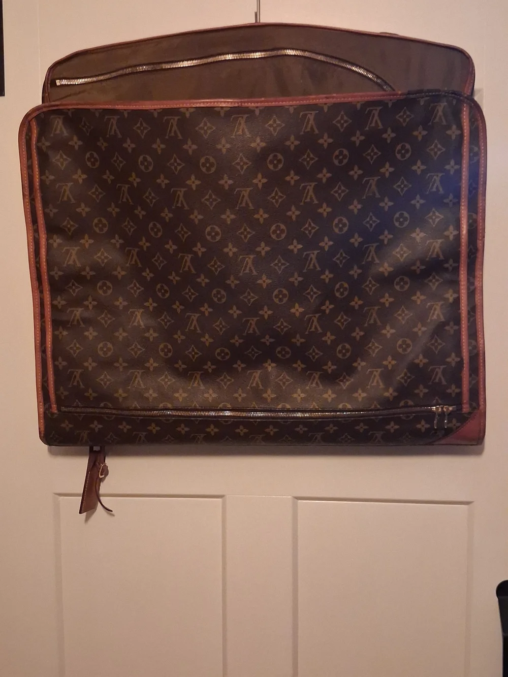Authentic Louis Vuitton Monogram Canvas Suit/Garment Bag with Leather Trim (USA)